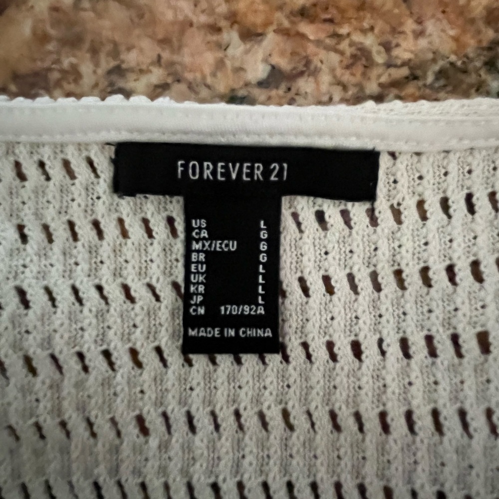 Forever 21 Cream Sunflower Crochet Crop Top - Picture 3 of 3